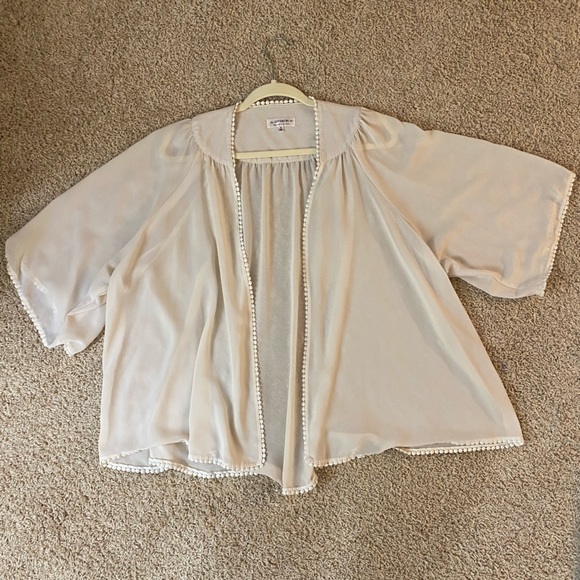 Cotton On Kimono - Picture 3 of 7